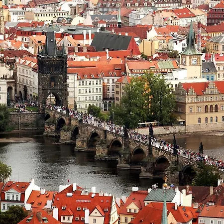 Apartment Heleny Malirove Prag